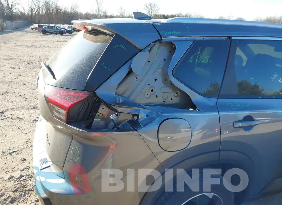 JN8BT3BB2RW427047 Photo# 6