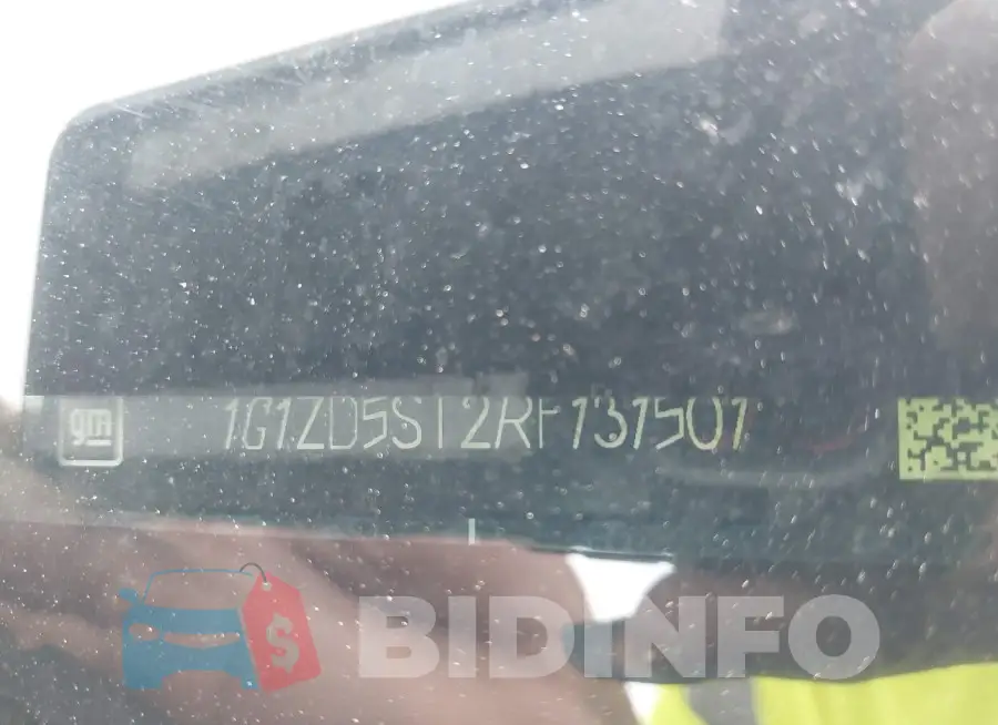 1G1ZD5ST2RF131501 Photo# 9