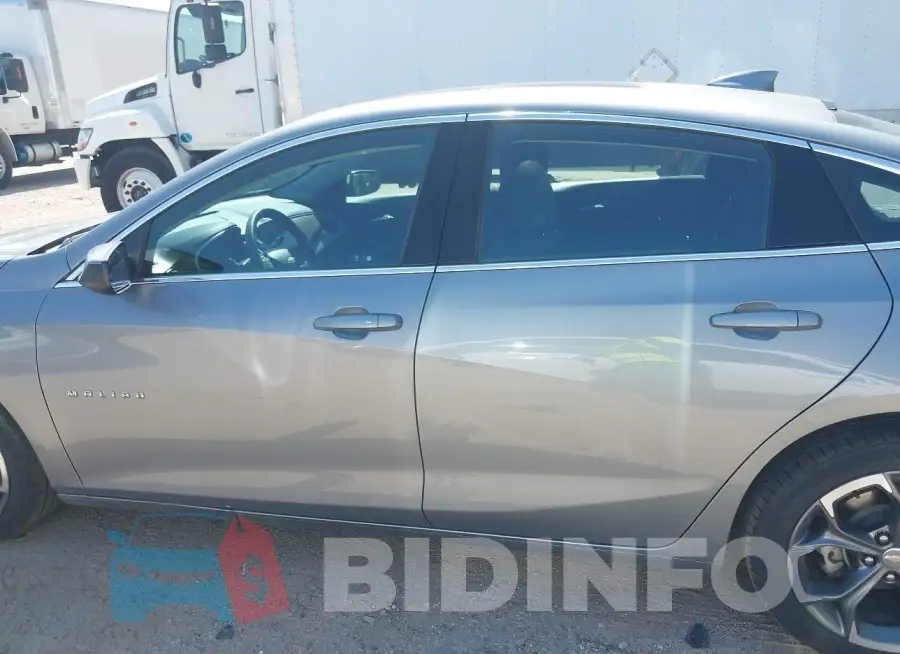 1G1ZD5ST7PF193635 Photo# 14