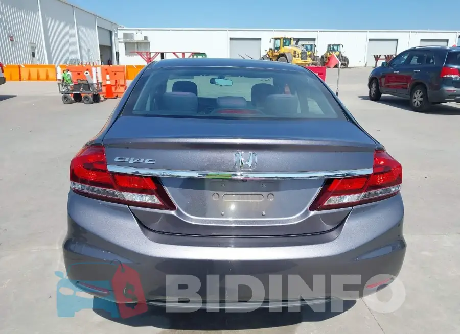 19XFB2F70FE098547 Photo# 17