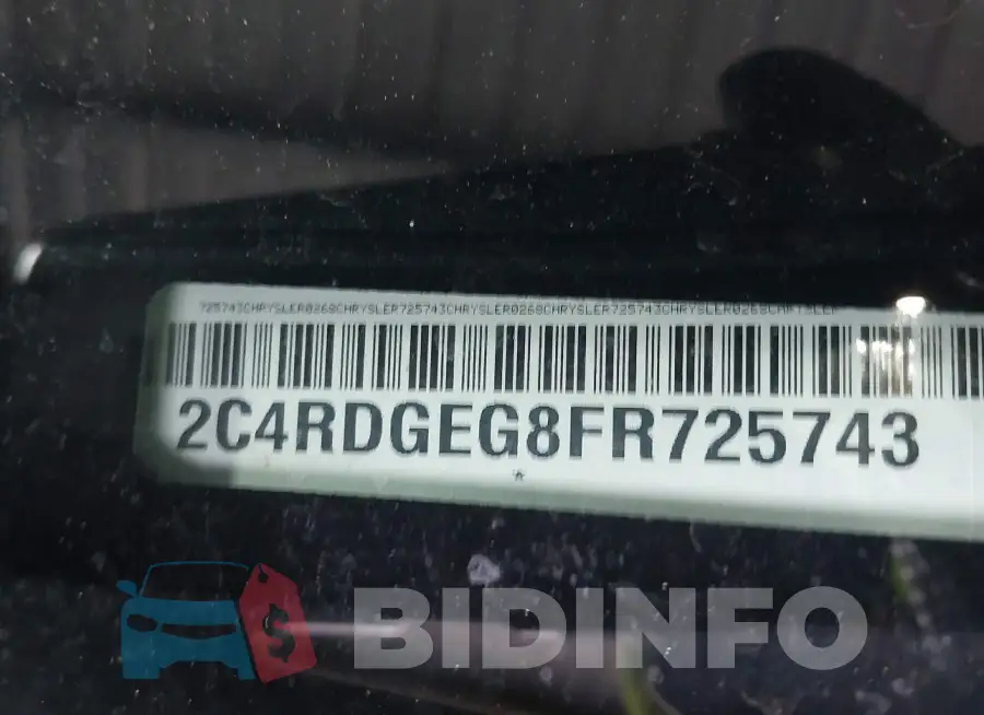 2C4RDGEG8FR725743 Photo# 9