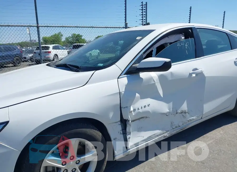 1G1ZD5ST6RF109324 Photo# 6