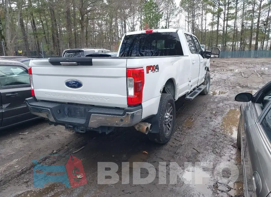 1FT7W2BT0JEB70539 Photo# 4