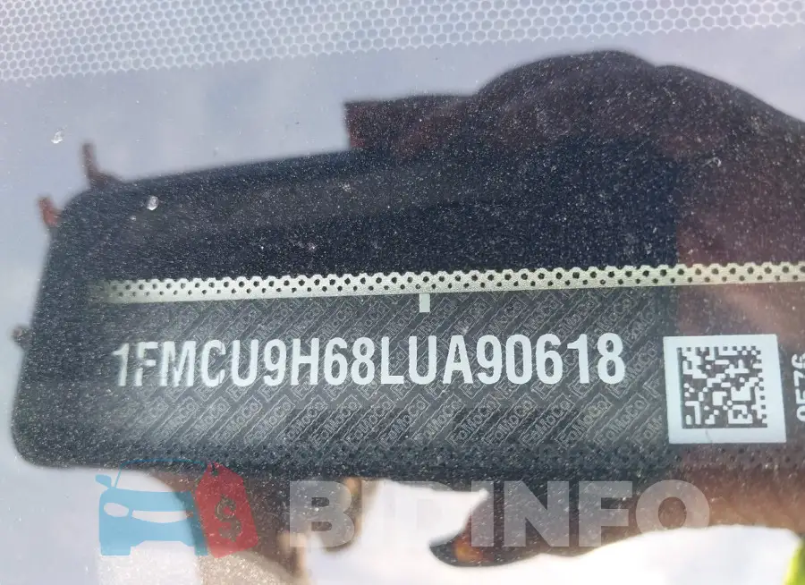 1FMCU9H68LUA90618 Photo# 9