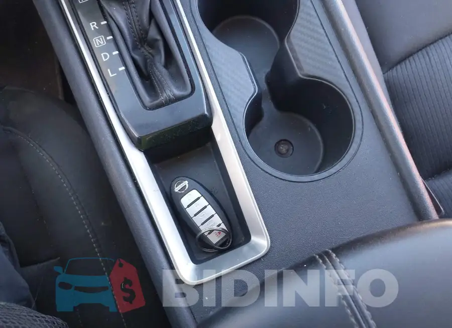 1N4BL4BV1KC200327 Photo# 11