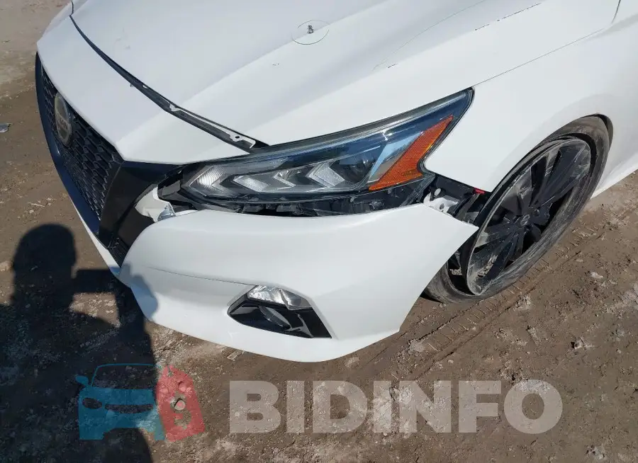 1N4BL4CV5NN301183 Photo# 6
