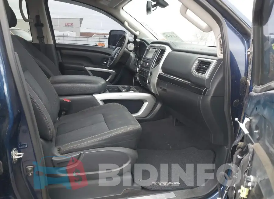 1N6AA1E51JN501847 Photo# 5