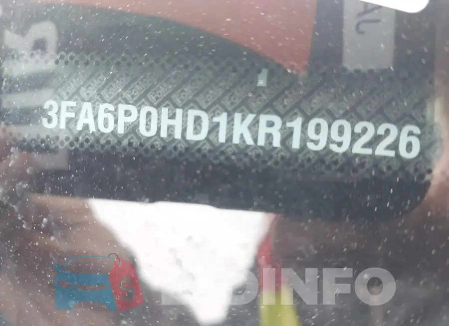 3FA6P0HD1KR199226 Photo# 9