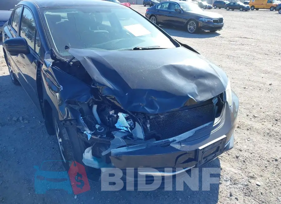 19XFB2F77FE217419 Photo# 6