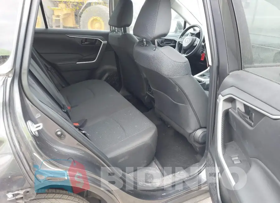 2T3F1RFV8PW381021 Photo# 8