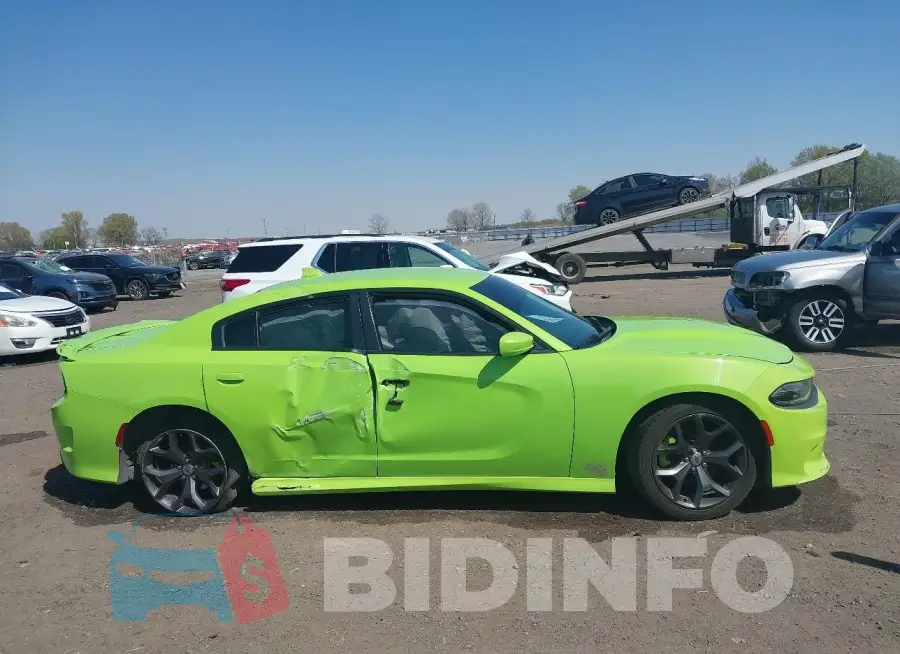 2C3CDXHG3KH658748 Photo# 13