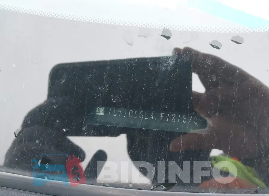 1G11D5SL4FF181373 Photo# 8