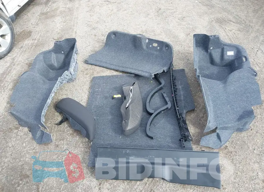 2C3CDXMG1PH545281 Photo# 12