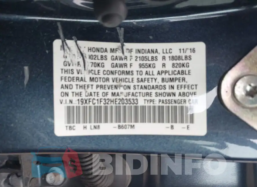 19XFC1F32HE203533 Photo# 9
