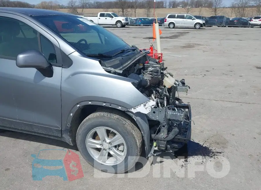 3GNCJNSB6LL208534 Photo# 18