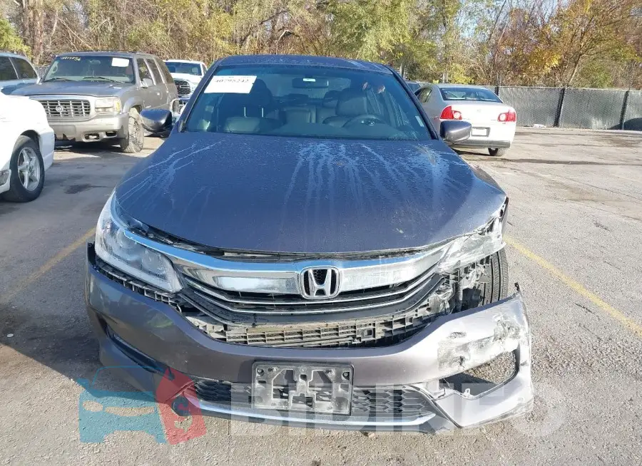 1HGCR2F18HA249541 Photo# 12