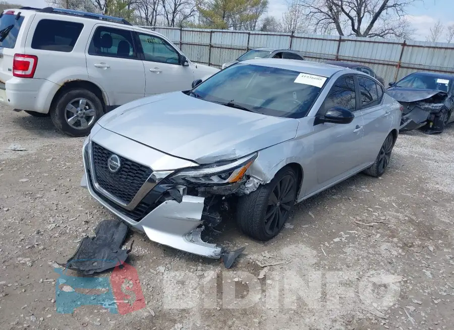 1N4BL4CV3LC132192 Photo# 2