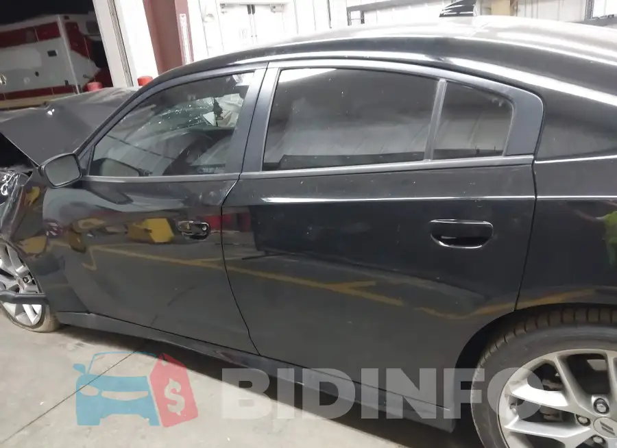 2C3CDXHG5PH589262 Photo# 14