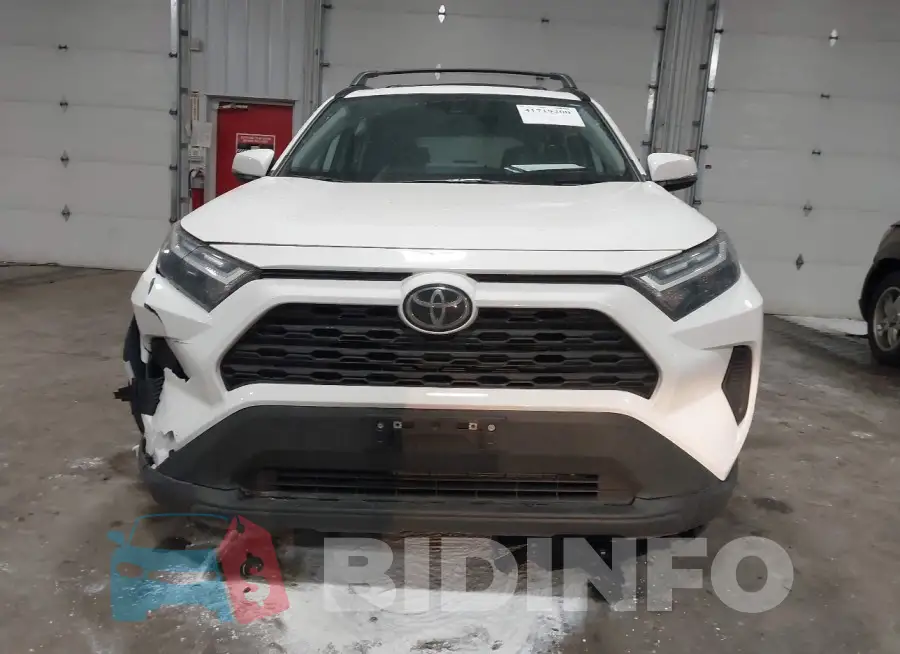 2T3P1RFV9RW488635 Photo# 12
