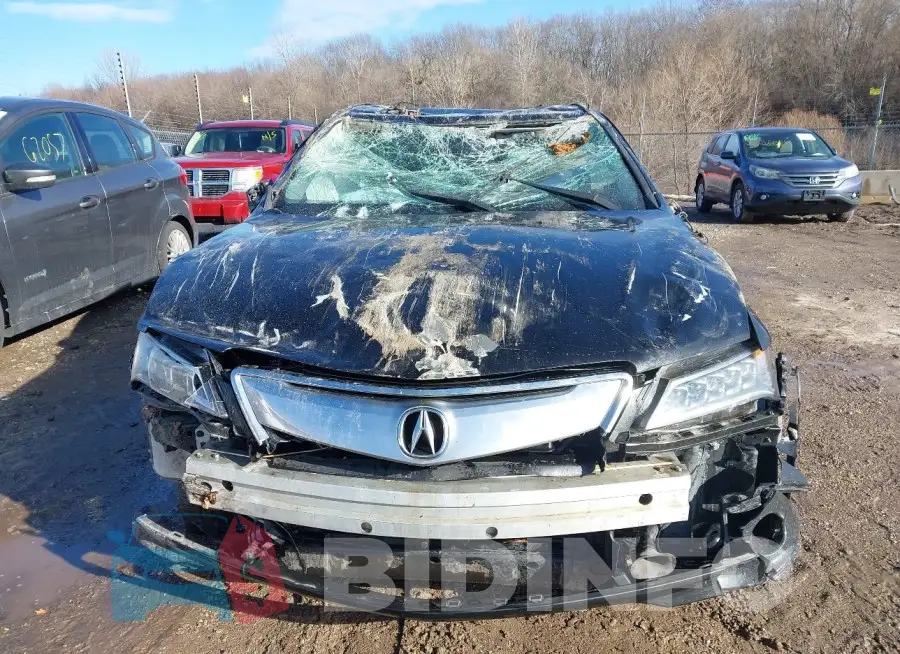 19UUB2F30FA023842 Photo# 6