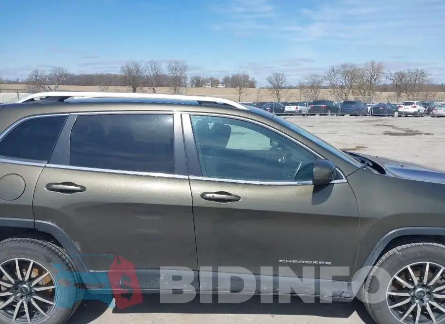 1C4PJMCS9FW588826 Photo# 14