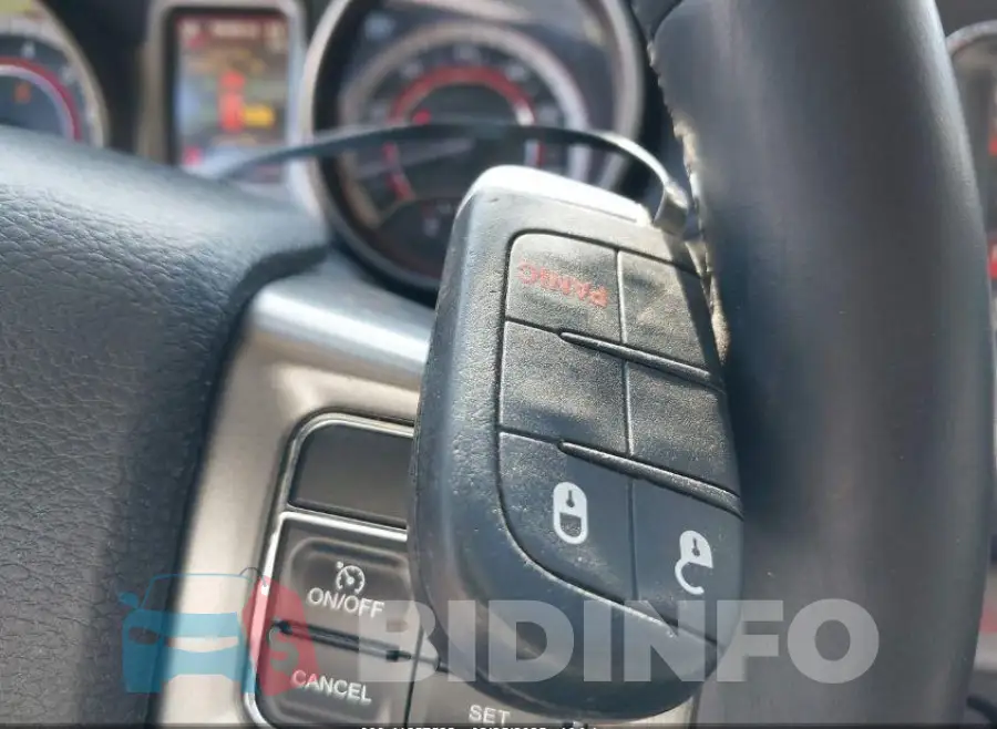 3C4PDCGB3HT556975 Photo# 11
