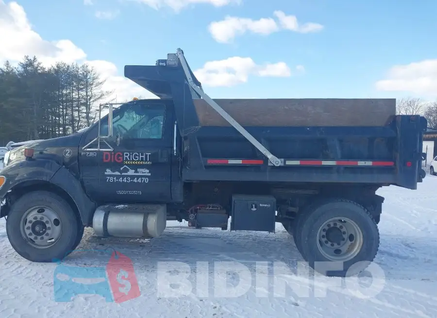 3FRWF7FC2FV527950 Photo# 17