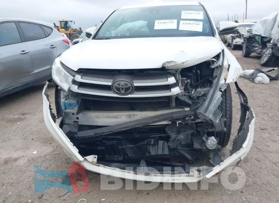 5TDZZRFH2JS244925 Photo# 6