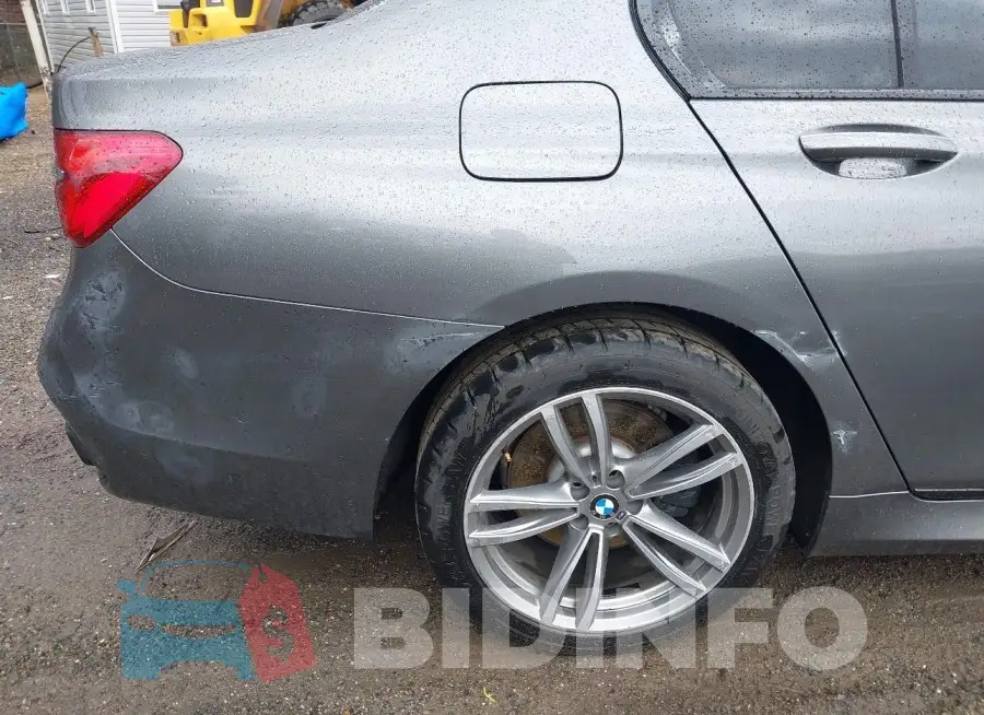 WBA7F2C53GG417997 Photo# 19
