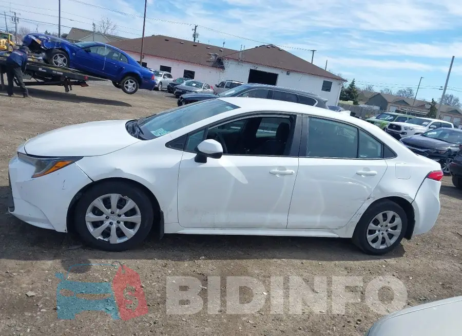 5YFB4MDE8RP117452 Photo# 14