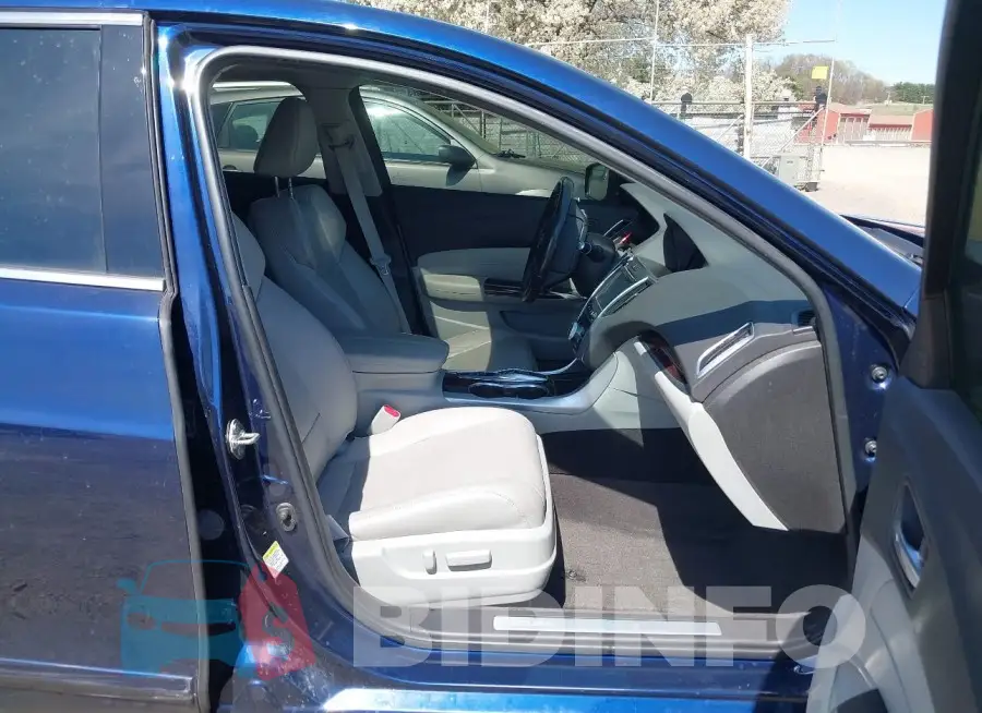 19UUB3F75FA002753 Photo# 5