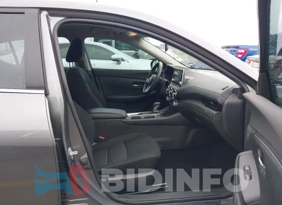 3N1AB8CV4NY275763 Photo# 5