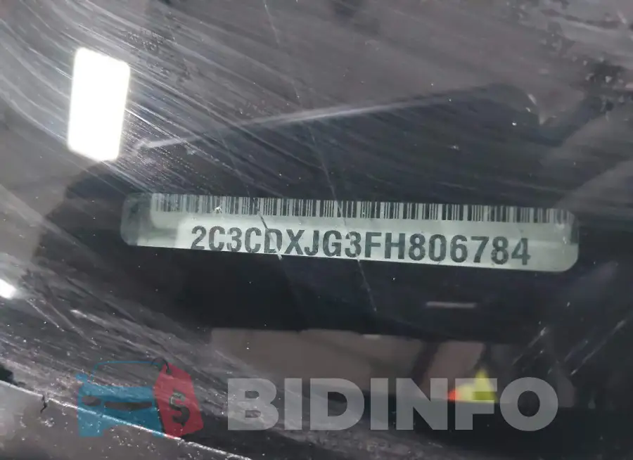 2C3CDXJG3FH806784 Photo# 9