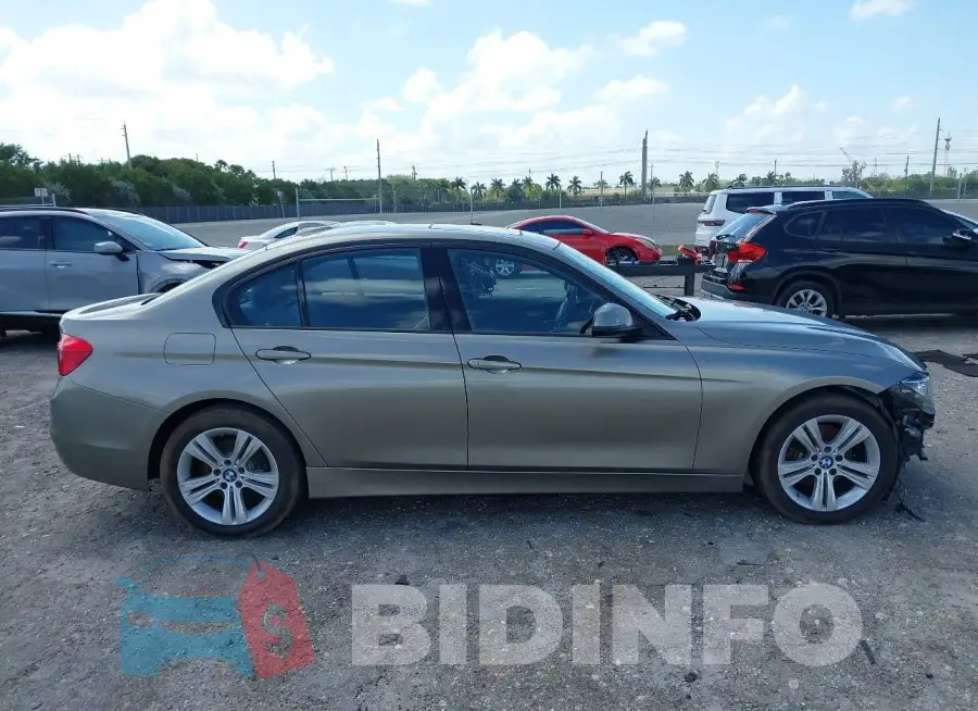 WBA8E3G5XGNU05817 Photo# 14