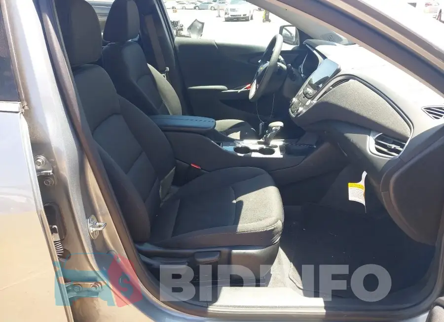 1G1ZD5ST3SF144778 Photo# 5