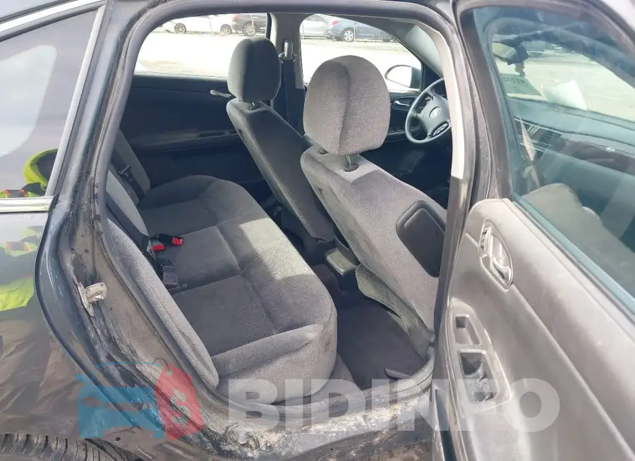 2G1WB5E39G1124912 Photo# 8