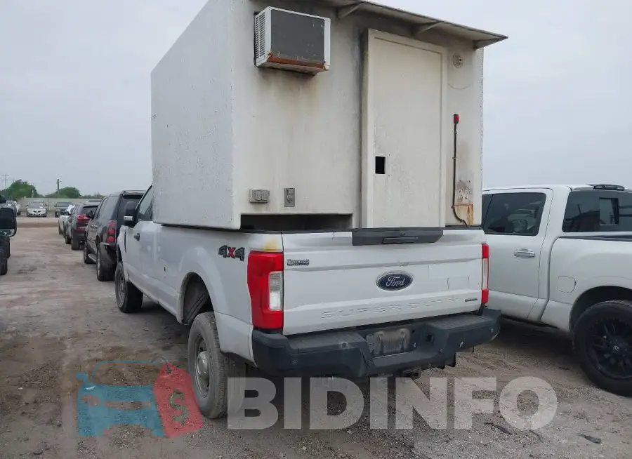 1FT7X2B63HED20287 Photo# 3
