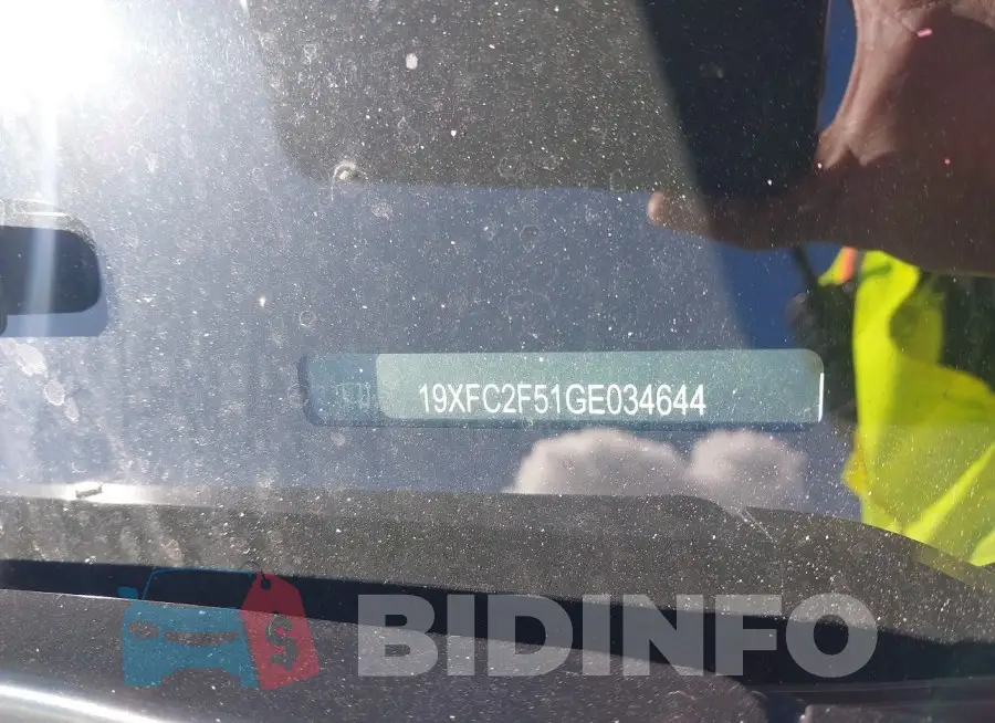 19XFC2F51GE034644 Photo# 9