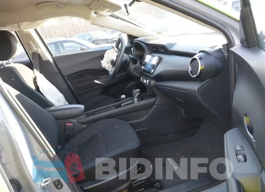 3N1CP5CV7PL482754 Photo# 5