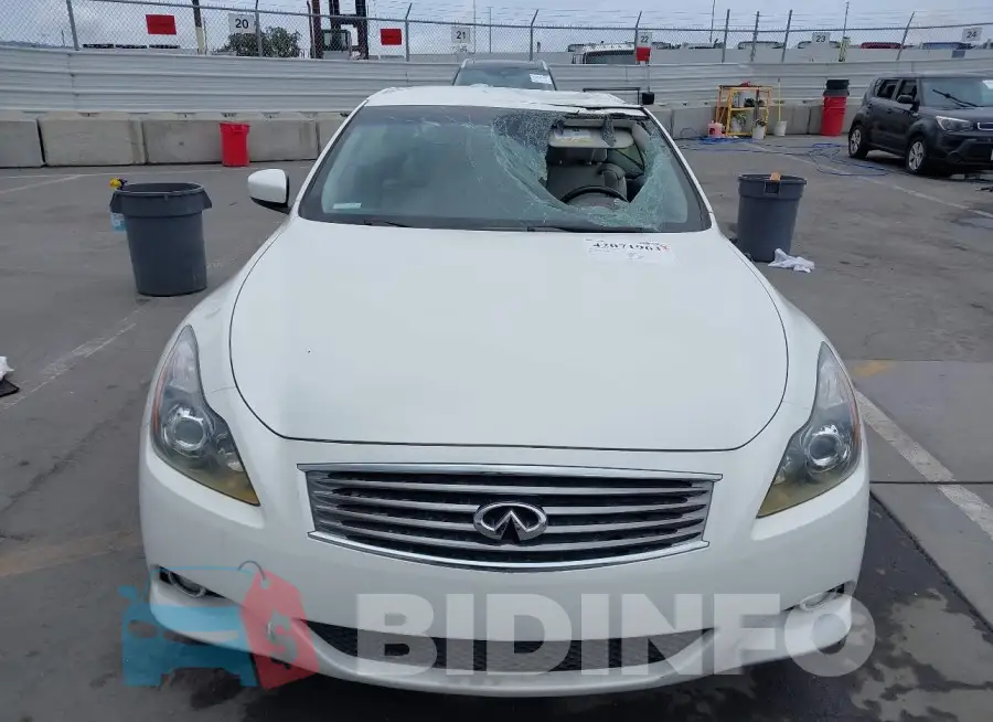 JN1CV6FE7FM810573 Photo# 12