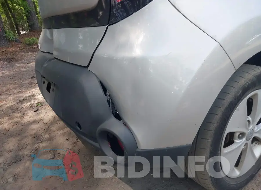KNDJN2A28G7876558 Photo# 12