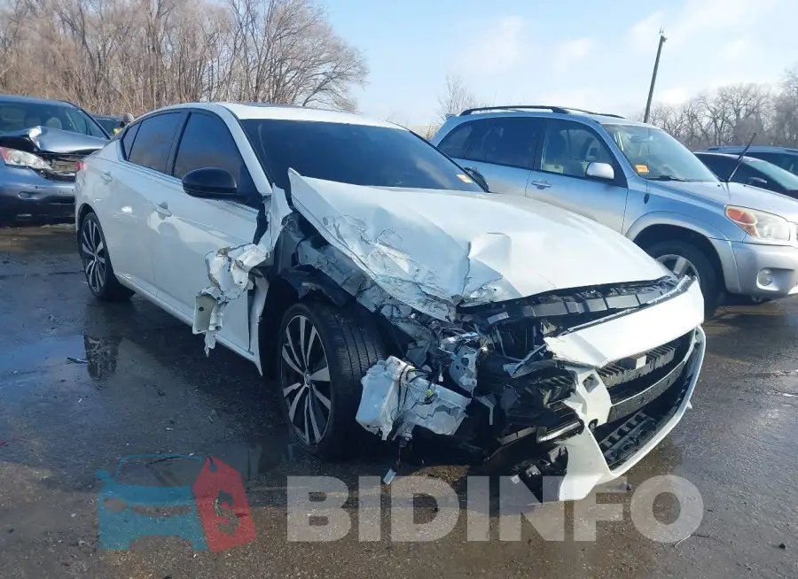 1N4BL4CV6MN416924 Photo# 1