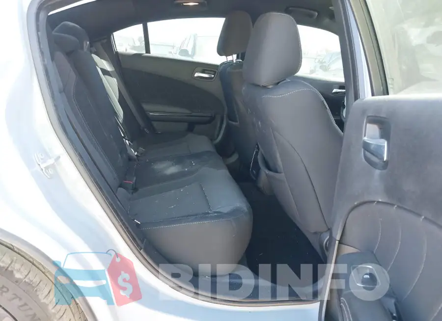 2C3CDXBG7NH208839 Photo# 8