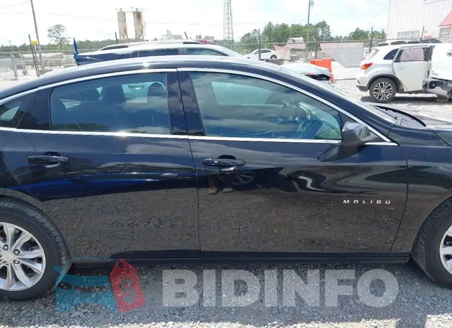 1G1ZD5ST6SF145813 Photo# 13