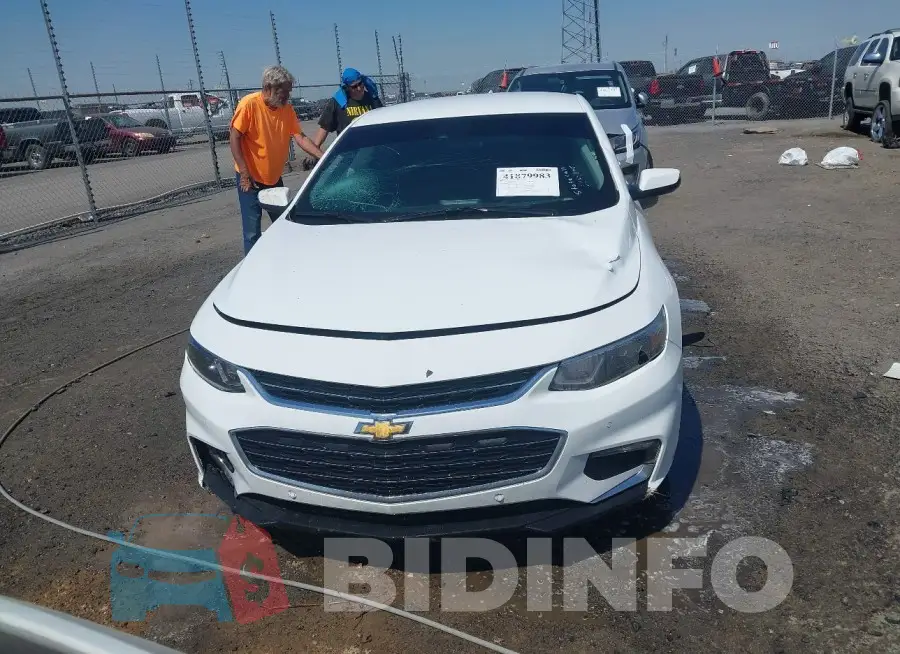 1G1ZD5ST9JF279911 Photo# 12
