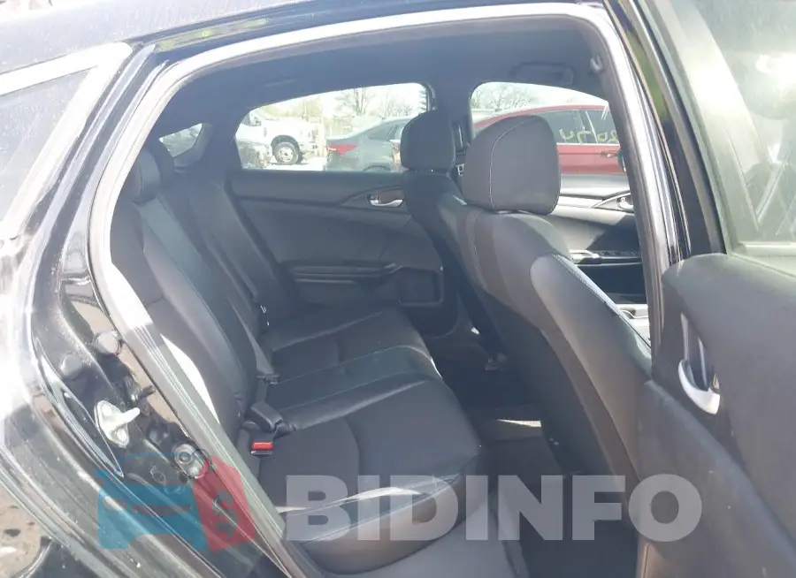19XFC2F86KE045495 Photo# 8