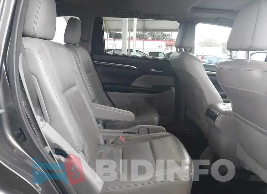 5TDDKRFH3FS140739 Photo# 8