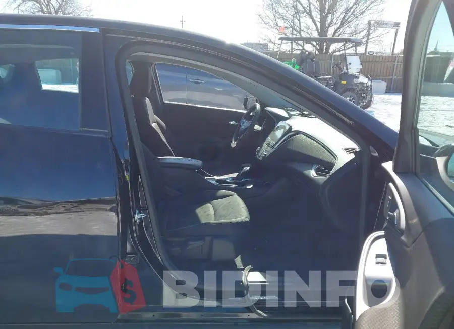 1G1ZD5ST1PF144222 Photo# 5