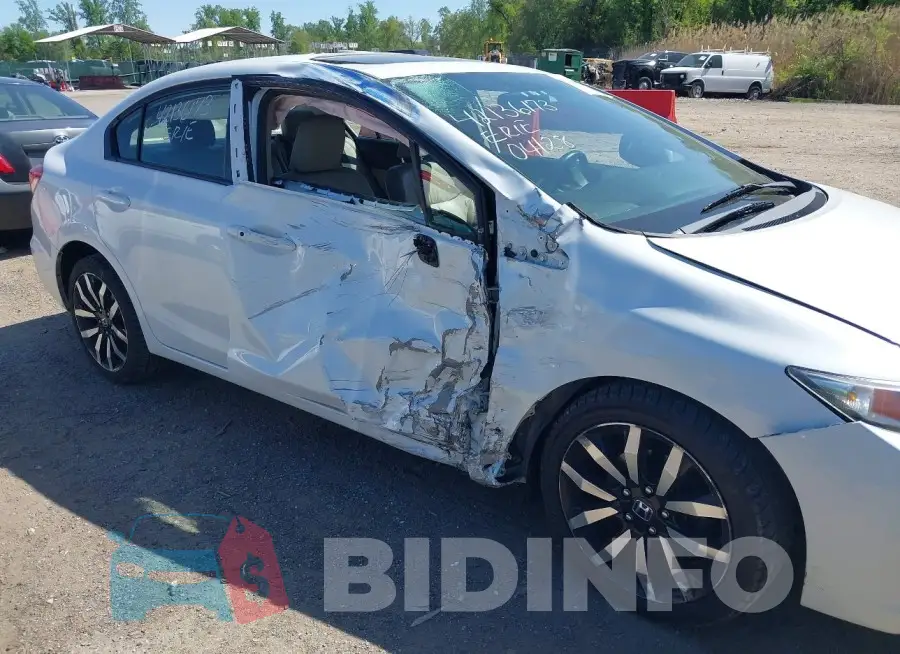 19XFB2F96FE203352 Photo# 6