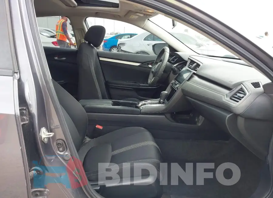 19XFC2F73HE004046 Photo# 5